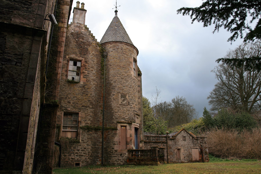 Eastend Castle in Carmichael, Lanarkshire Stravaiging around Scotland